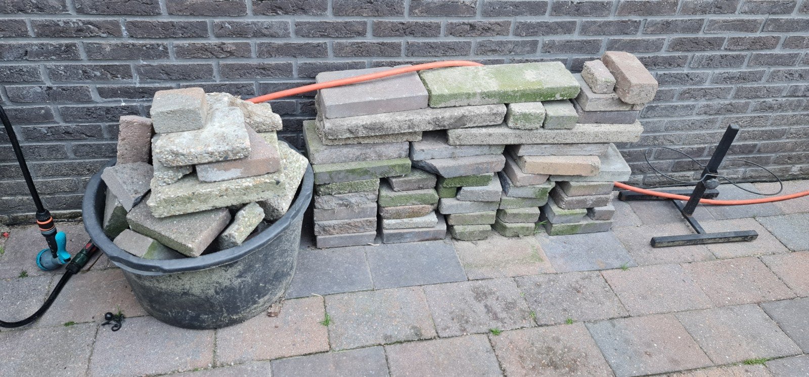 Gratis puin / stenen, Ophalen, Gebruikt, Beton, Klinkers