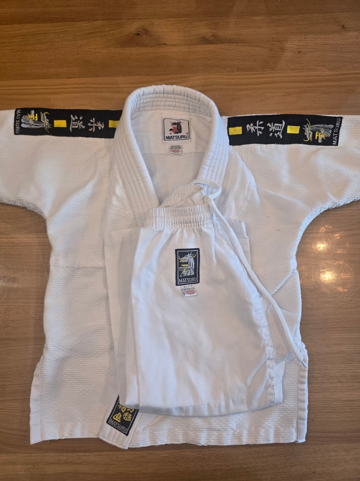 Matsuru Judo/Karate pak maat 100, Ophalen, Zo goed als nieuw, Judo, Vechtsportpak