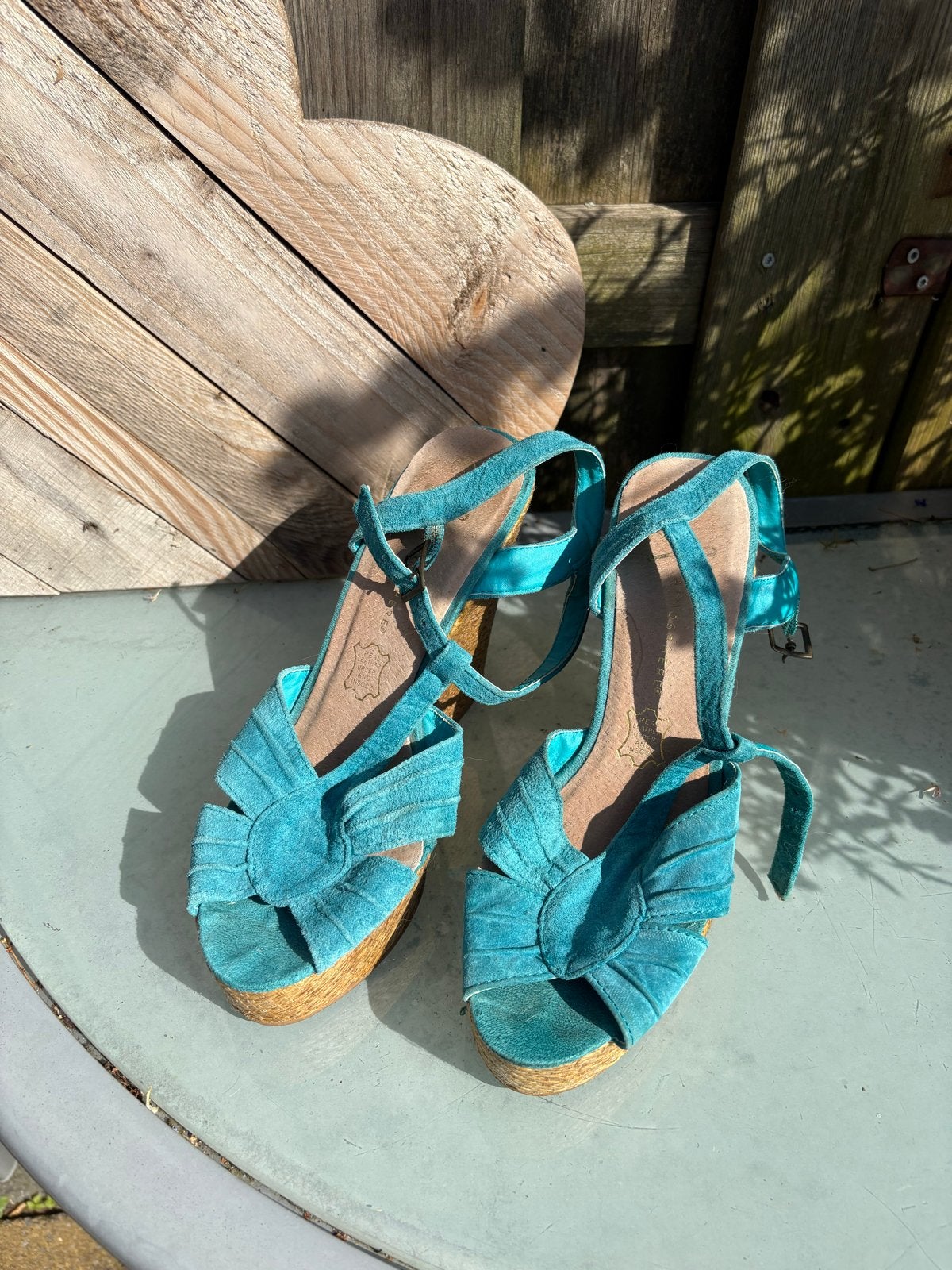 Turquoise Primark sandalen met sleehak - Maat 39, Ophalen of Verzenden, Gedragen, Blauw, Sandalen of Muiltjes