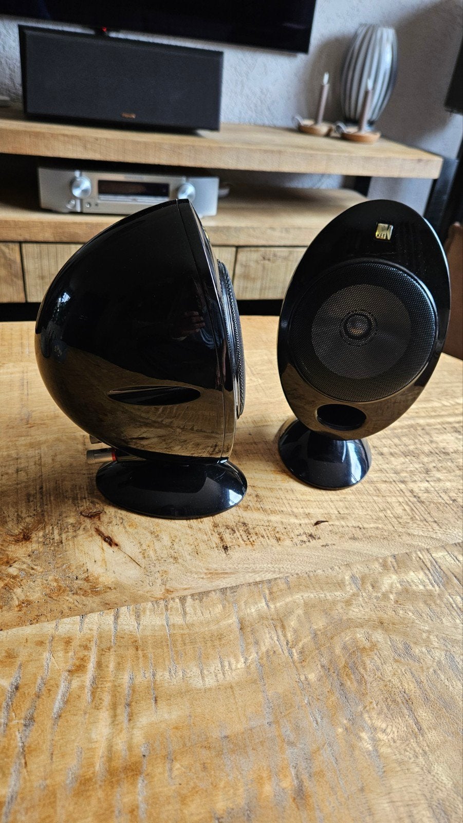 KEF HTS/HTC 2001.3 Satelliet Speakers - Zwart (Paar), Ophalen, Zo goed als nieuw, 60 tot 120 watt, Boekenplank luidspreker