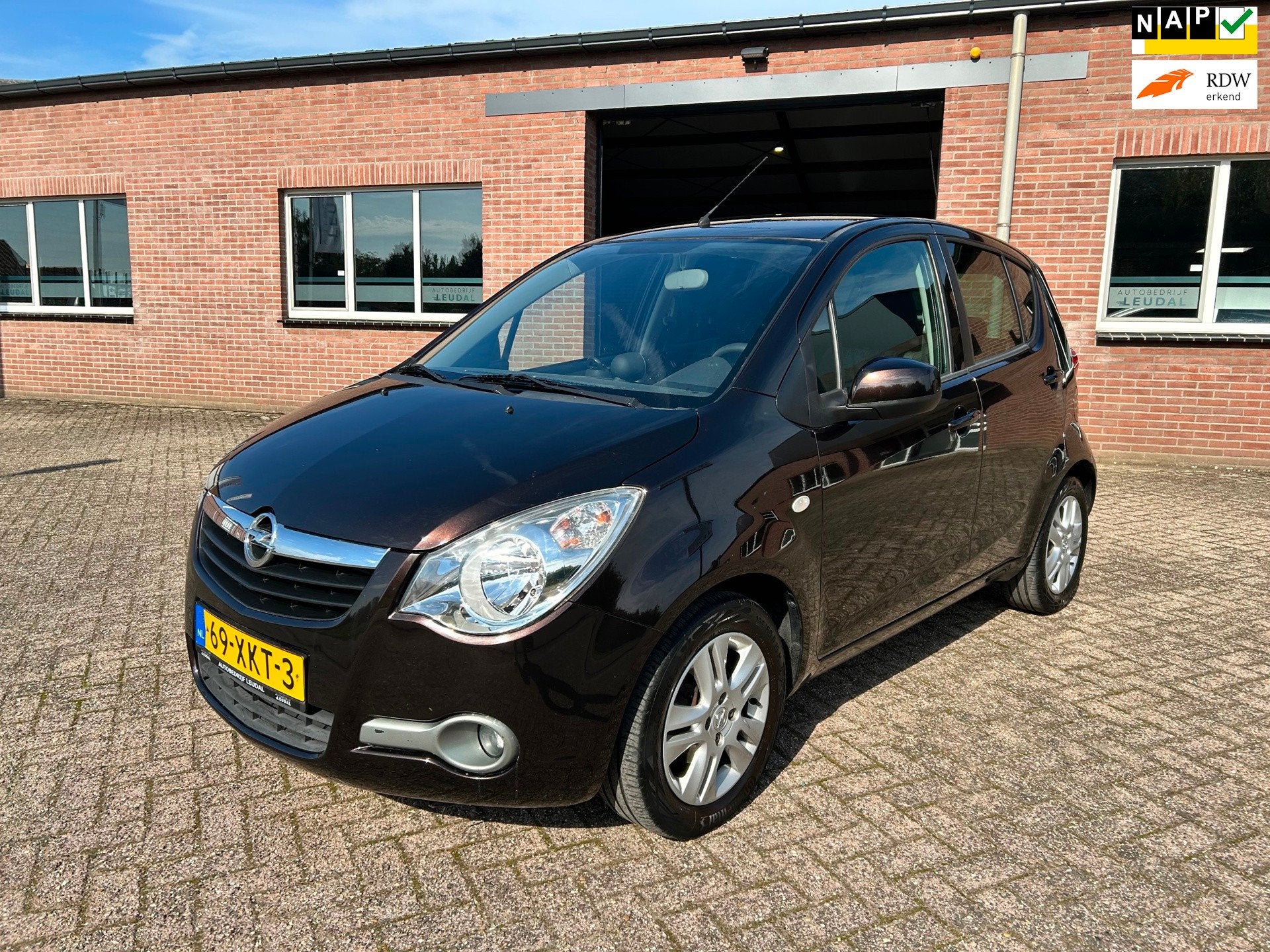 Opel Agila 1.0 Edition // 107.000 km NAP // APK 27-6-2027, Auto's, Voorwielaandrijving, Euro 5, Gebruikt, 31 €/maand
