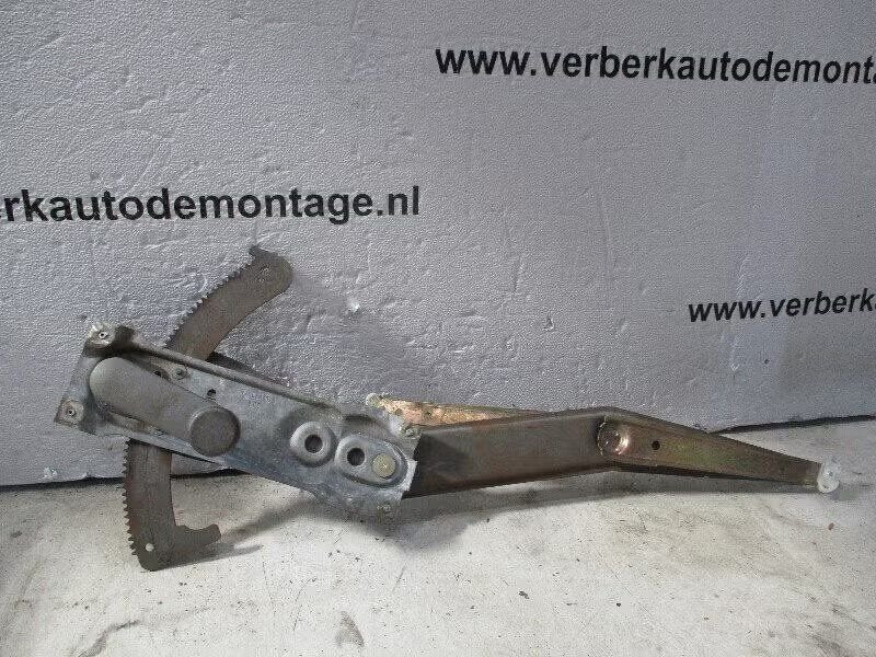 RAAMMECHANIEK HAND LINKS Opel Astra F (53 / 54 / 58 / 59), Bahnhofsplatz 65423 Rüsselsheim am Main, DE, Gebruikt, Opel, Opel Automobile GmbH