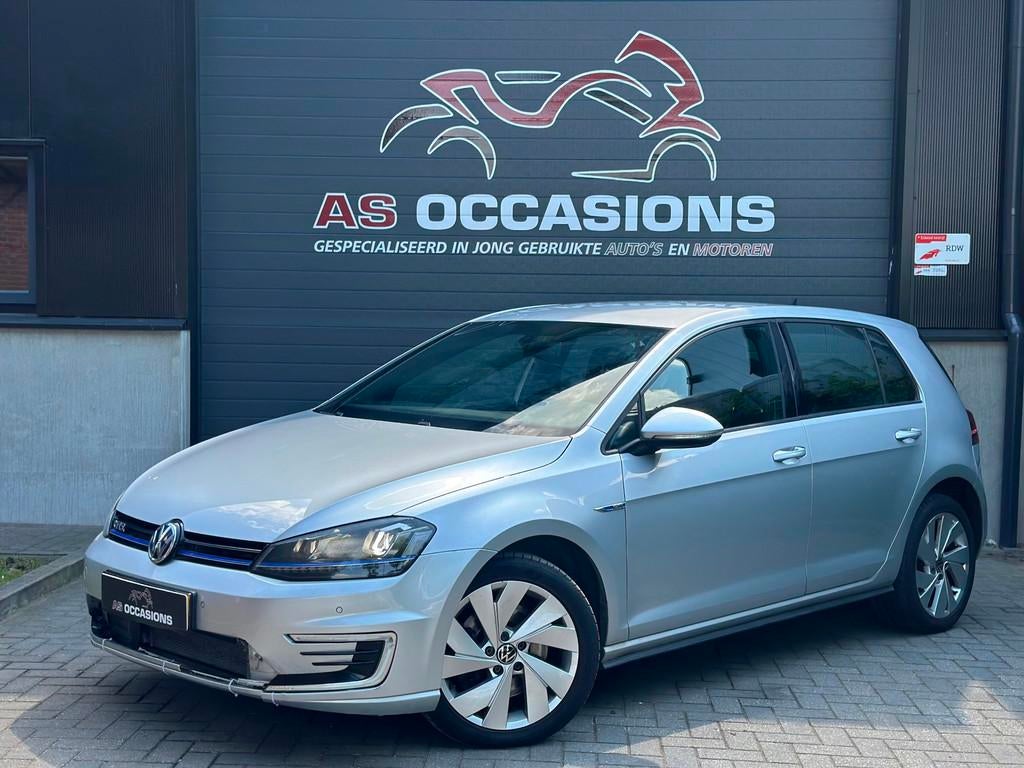 Volkswagen Golf 1.4 TSI GTE - CarPlay - Trekhaak - Keyless, 8 kWh, Lichtsensor, Gebruikt, 4 cilinders