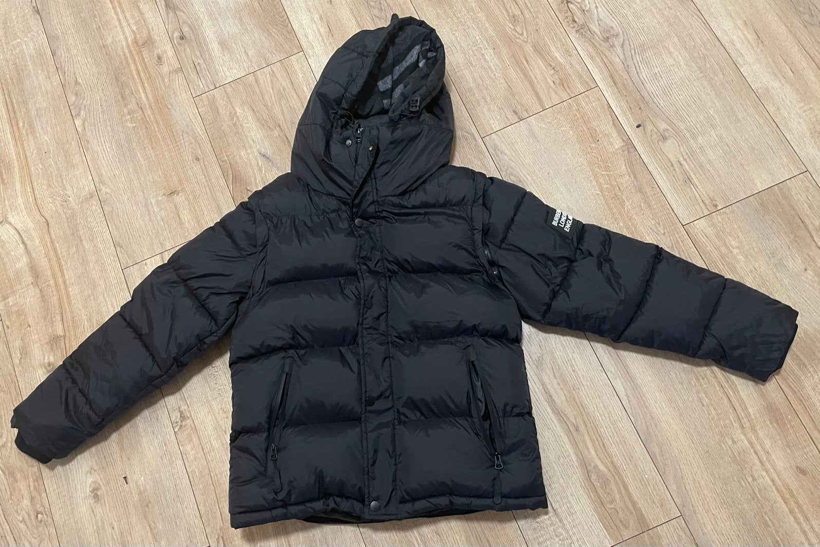 Burberry puffer winterjas zwart maat  S  zeer nette staat, Kleding | Heren, Jassen | Winter, Ophalen of Verzenden, Zo goed als nieuw