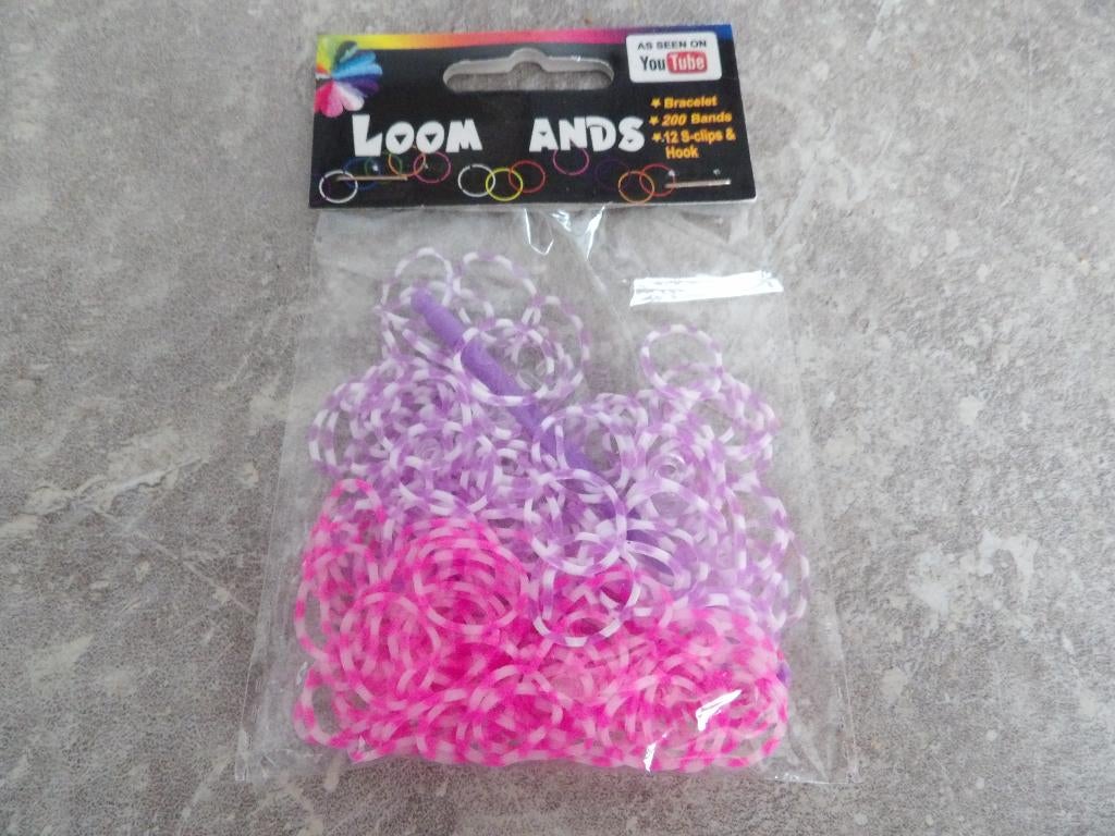 NIEUW 200 paars/rose loom bandjes 5 zakjes voor 9,00, Ophalen of Verzenden, Nieuw, Knutselmateriaal