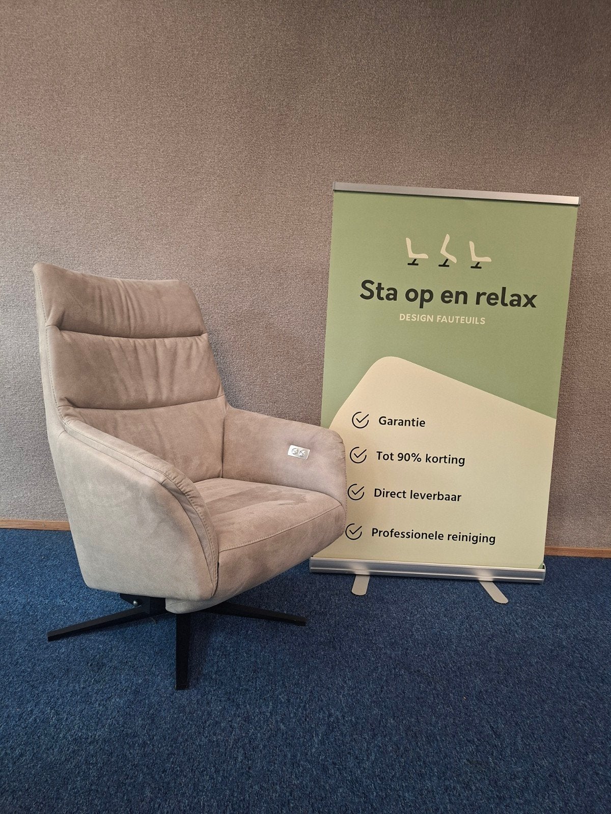 sta op relax fauteuil Velderhof Als nieuw Extra luxe op accu