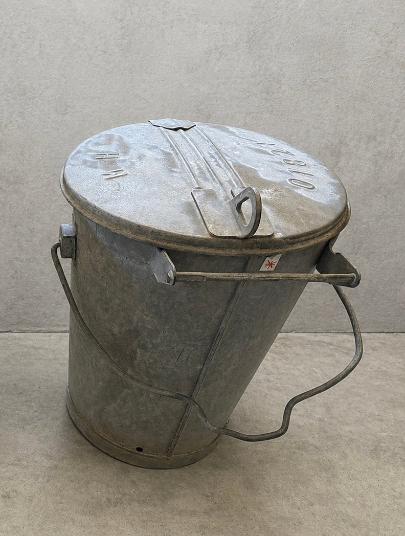 Vintage Zinken Emmer met Deksel - Decoratief en Functioneel, Ophalen