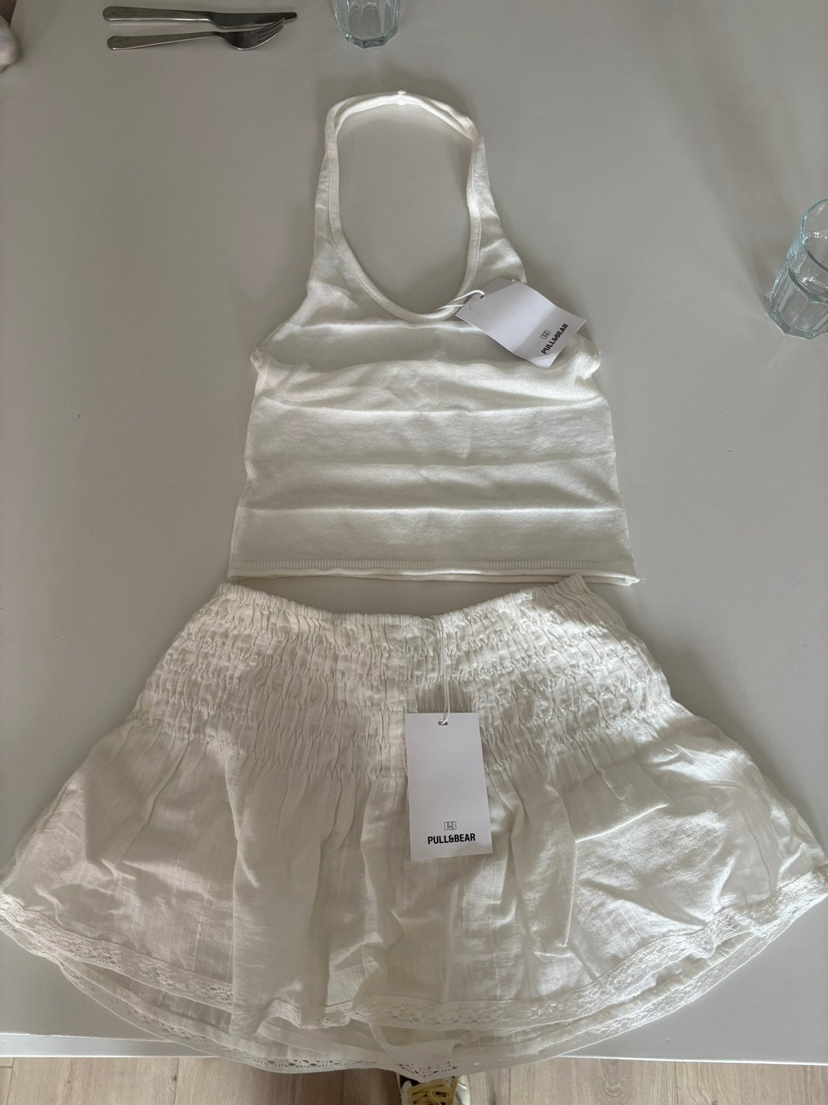 Pull & bear setje, Wit, Nieuw, Ophalen of Verzenden, Maat 34 (XS) of kleiner