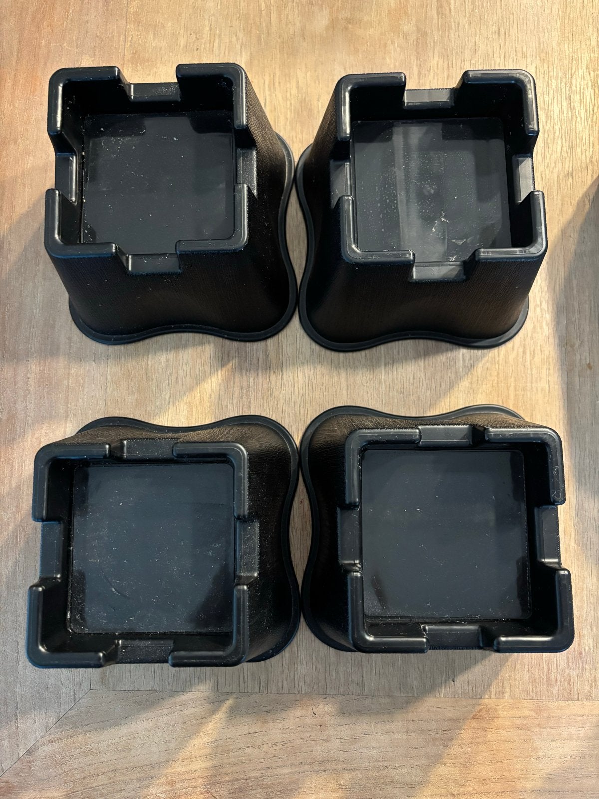 Bedverhogers Vitility - Set van 4, Ophalen, Zo goed als nieuw, Zwart, Overige materialen