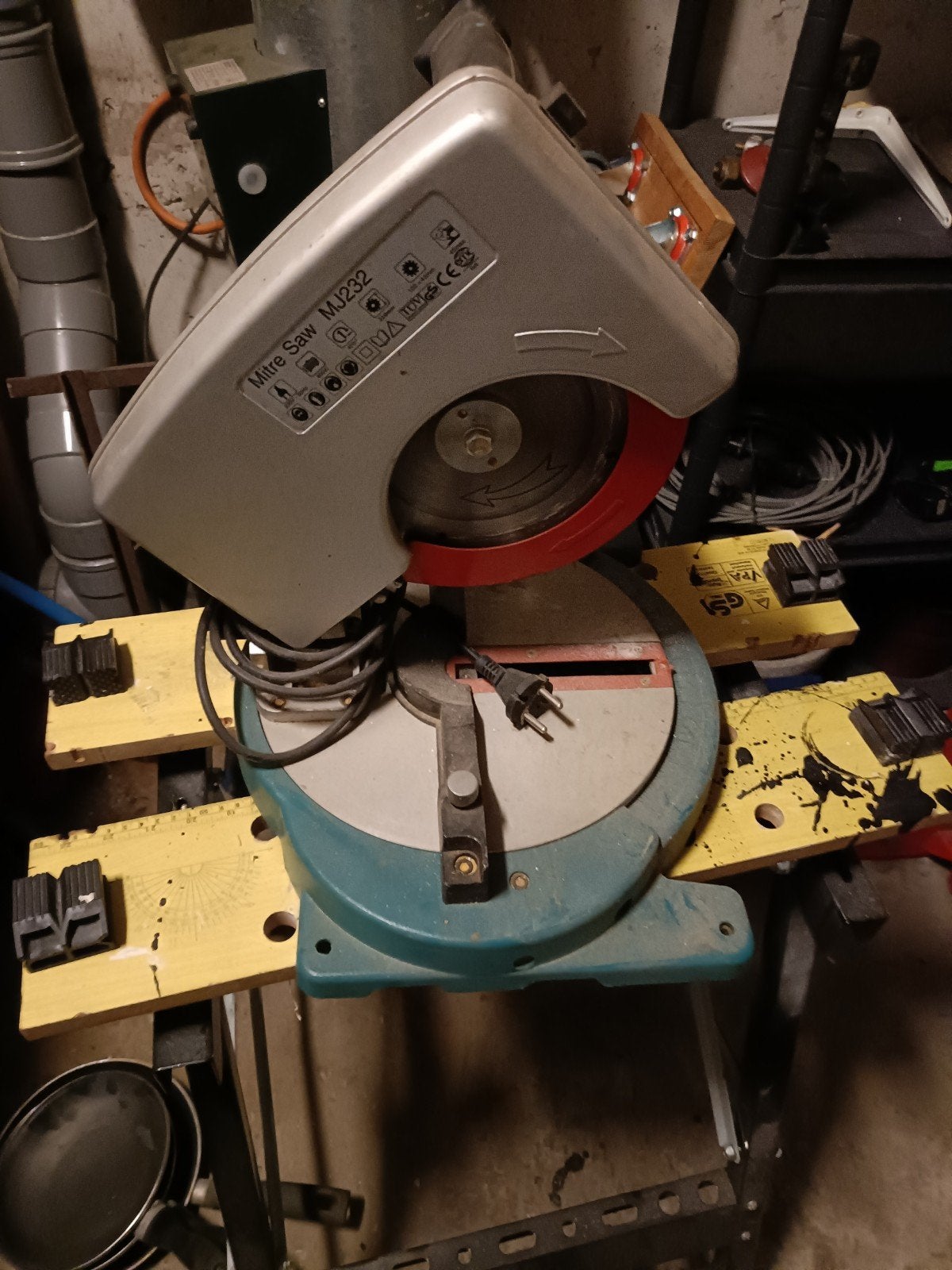Afkort zaag, Ophalen, 1200 watt of meer, Afkortzaag, 30 tot 70 mm