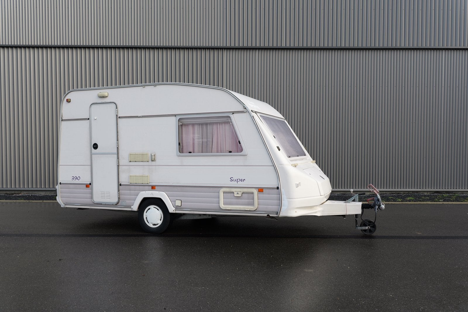 Sprite Alpine 390 - Voortent - Enkele bedden - Groot bed, Dwarsbed, Uitbouw voortent, Tot en met 2, Bedrijf