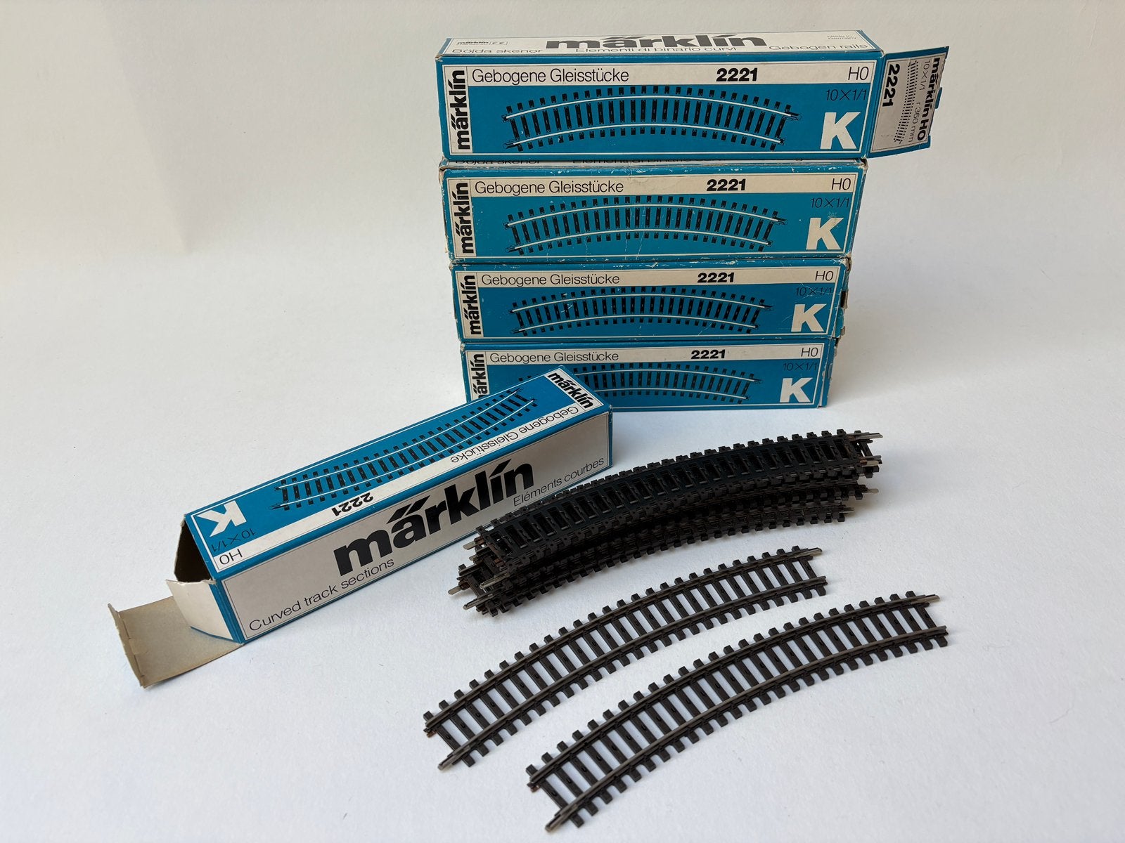 50 Stuks Marklin H0 2221 gebogen railstuk Radius 360 mm, Wisselstroom, Verzenden, Rails, Zo goed als nieuw