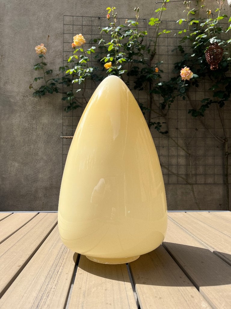 Vintage Art Deco opaline glazen plafondlamp, Ophalen of Verzenden, Zo goed als nieuw, Glas, Art Deco / jaren 20-30