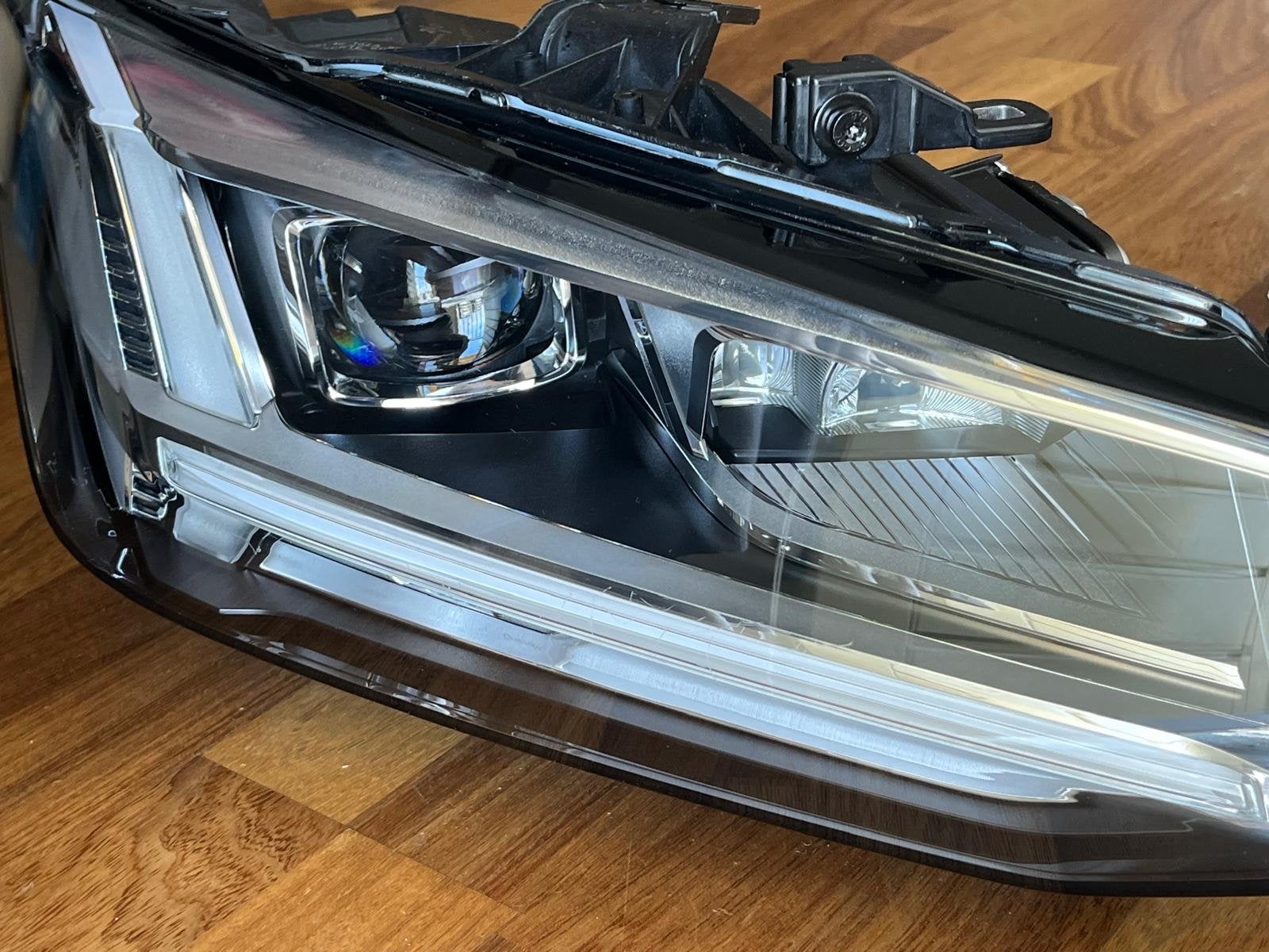 Audi Q2 LED Koplampen (Links & Rechts) - Zo goed als nieu, Auto-onderdelen, Ophalen of Verzenden, Gebruikt, Audi