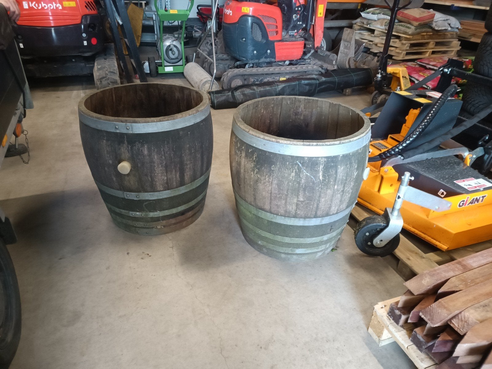 Regenton planten bakken, Ophalen, Gebruikt, Rond, Balkon