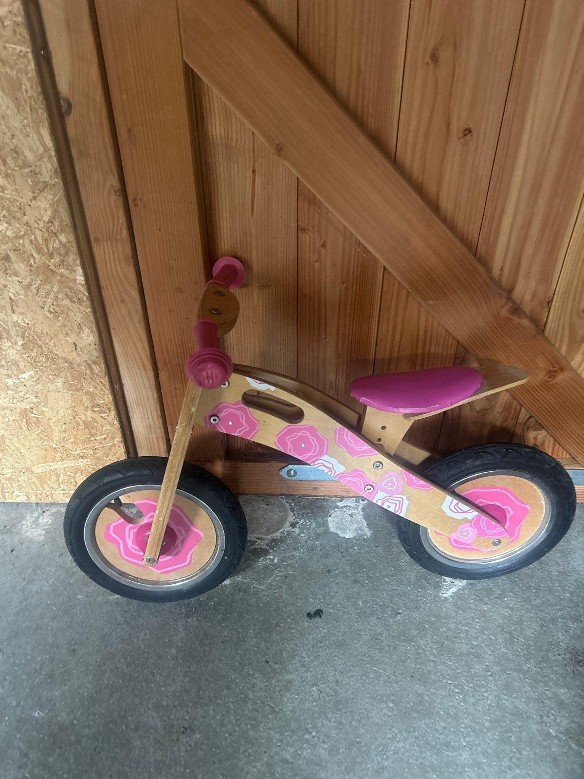 Houten loopfiets roze met bloemenprint, Ophalen, Gebruikt, Loopfiets