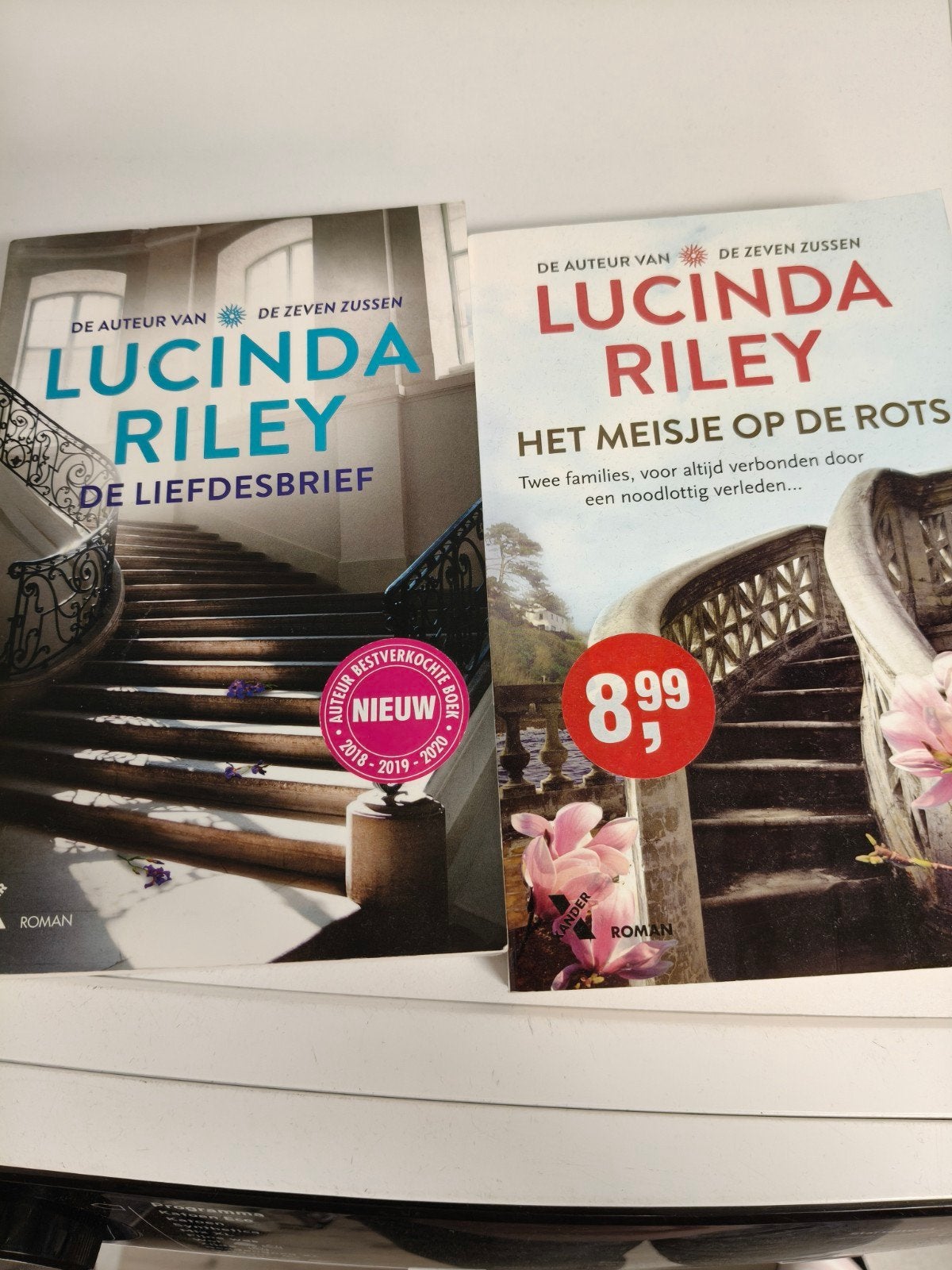 Lucinda Riley: De Liefdesbrief & Het Meisje op de Rots, Boeken, Ophalen, Zo goed als nieuw, Lucinda Riley