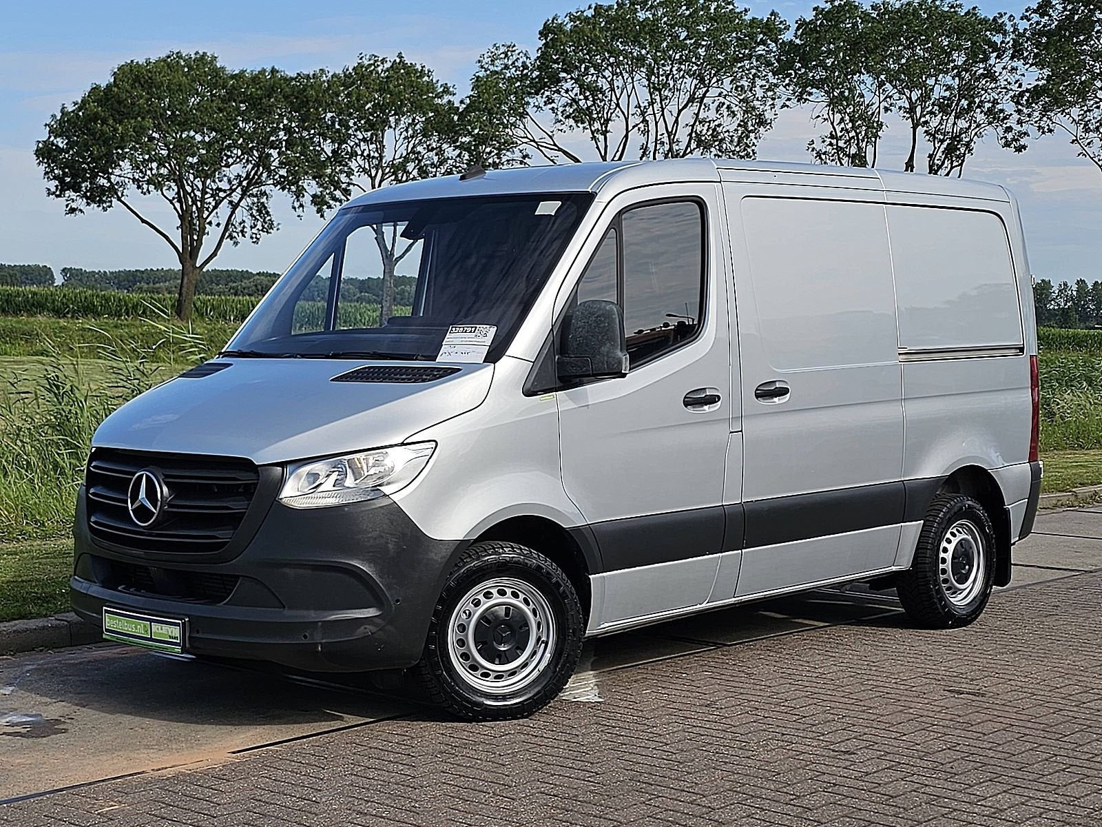 MERCEDES-BENZ SPRINTER 311 l1h1 2xzijdeur mbux!, Gebruikt, Euro 6, Bedrijf, Zilver of Grijs