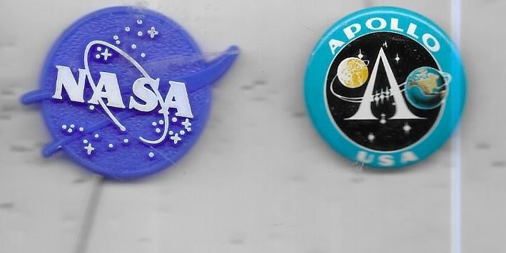 RUIMTEVAART NASA 2 STUKS AMERICA GERELATEERD, Verzenden, Gebruikt, Overige typen