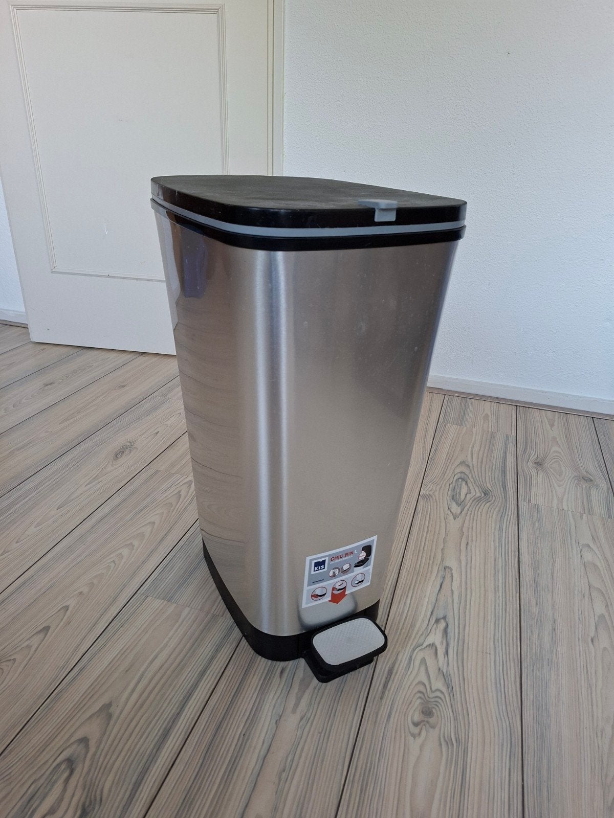 RVS kleurige Pedaalemmer, Ophalen, Gebruikt, Met pedaal, 20 tot 30 liter