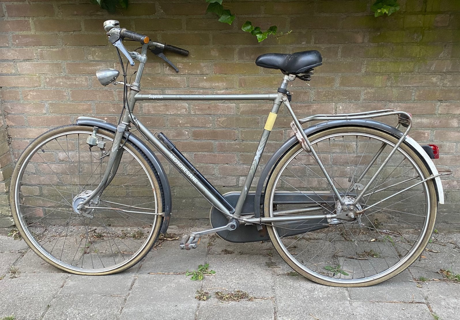 Oude herenfiets Motobecane superior grijs 55 56, Fietsen en Brommers, 53 tot 57 cm, Ophalen of Verzenden, Gebruikt, Overige merken