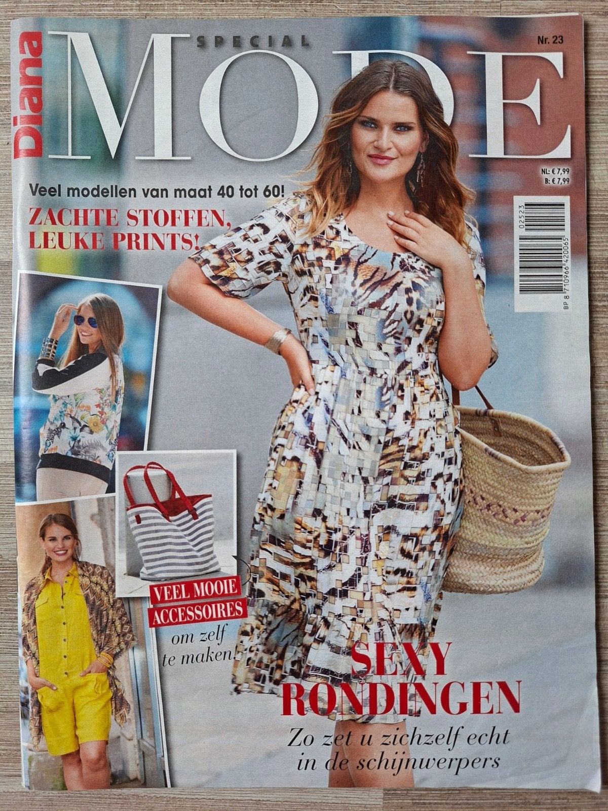 Diana Special Mode Nr. 23 - Zachte stoffen, leuke prints!, Hobby en Vrije tijd, Kledingpatronen, Ophalen of Verzenden, Zo goed als nieuw