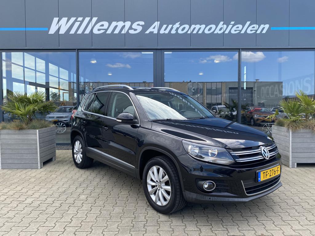 Volkswagen Tiguan 1.4 TSI Sport&Style R-line Edition Panoram, Auto's, Volkswagen, Voorwielaandrijving, Euro 5, 15 km/l, Gebruikt