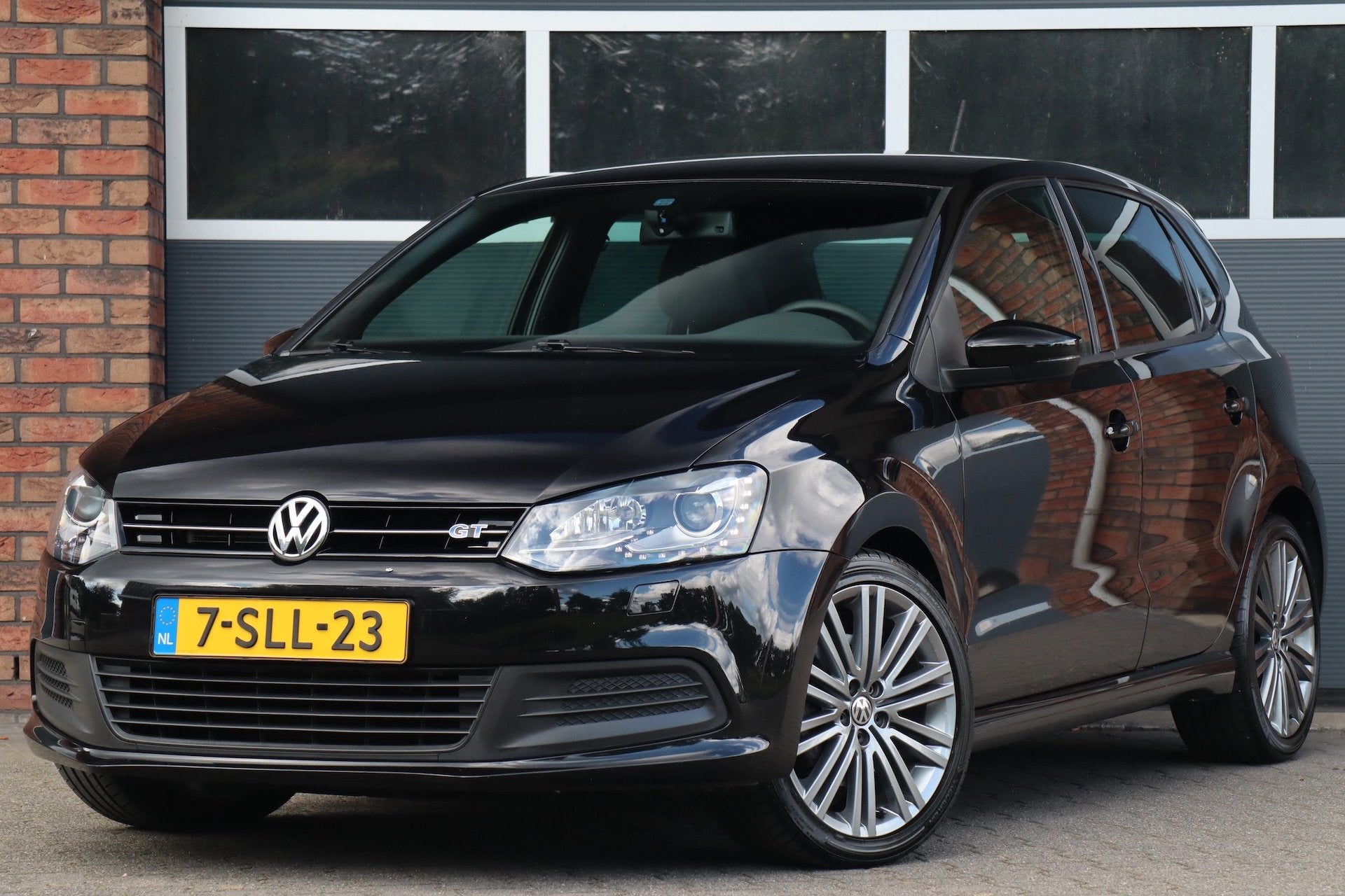 Volkswagen Polo 1.4 TSI BlueGT, Xenon, Origineel Nederlands, Voorwielaandrijving, Euro 5, 4 cilinders, Alcantara