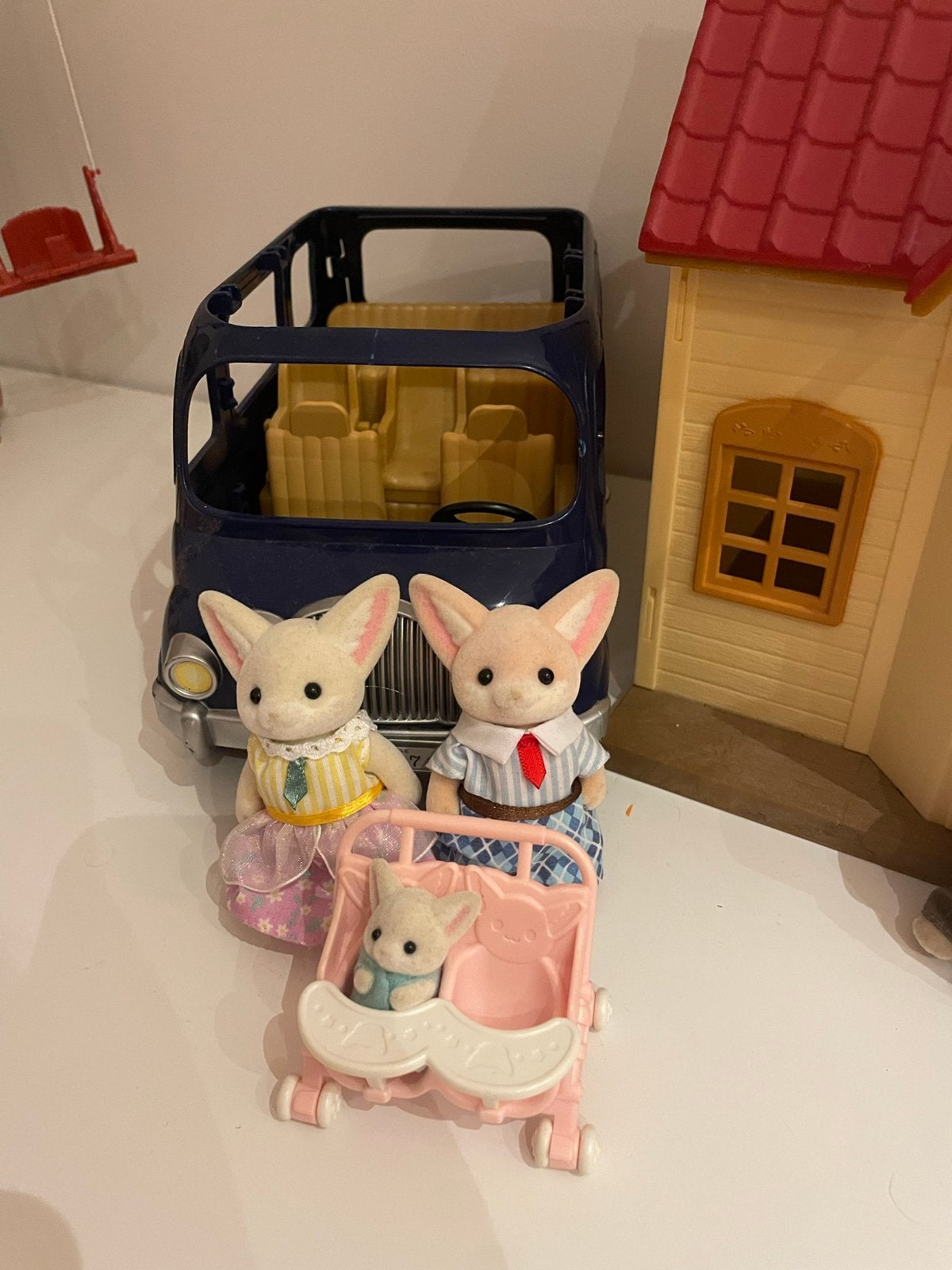 Sylvanian Families Chihuahua, Ophalen of Verzenden, Zo goed als nieuw, Jongen of Meisje