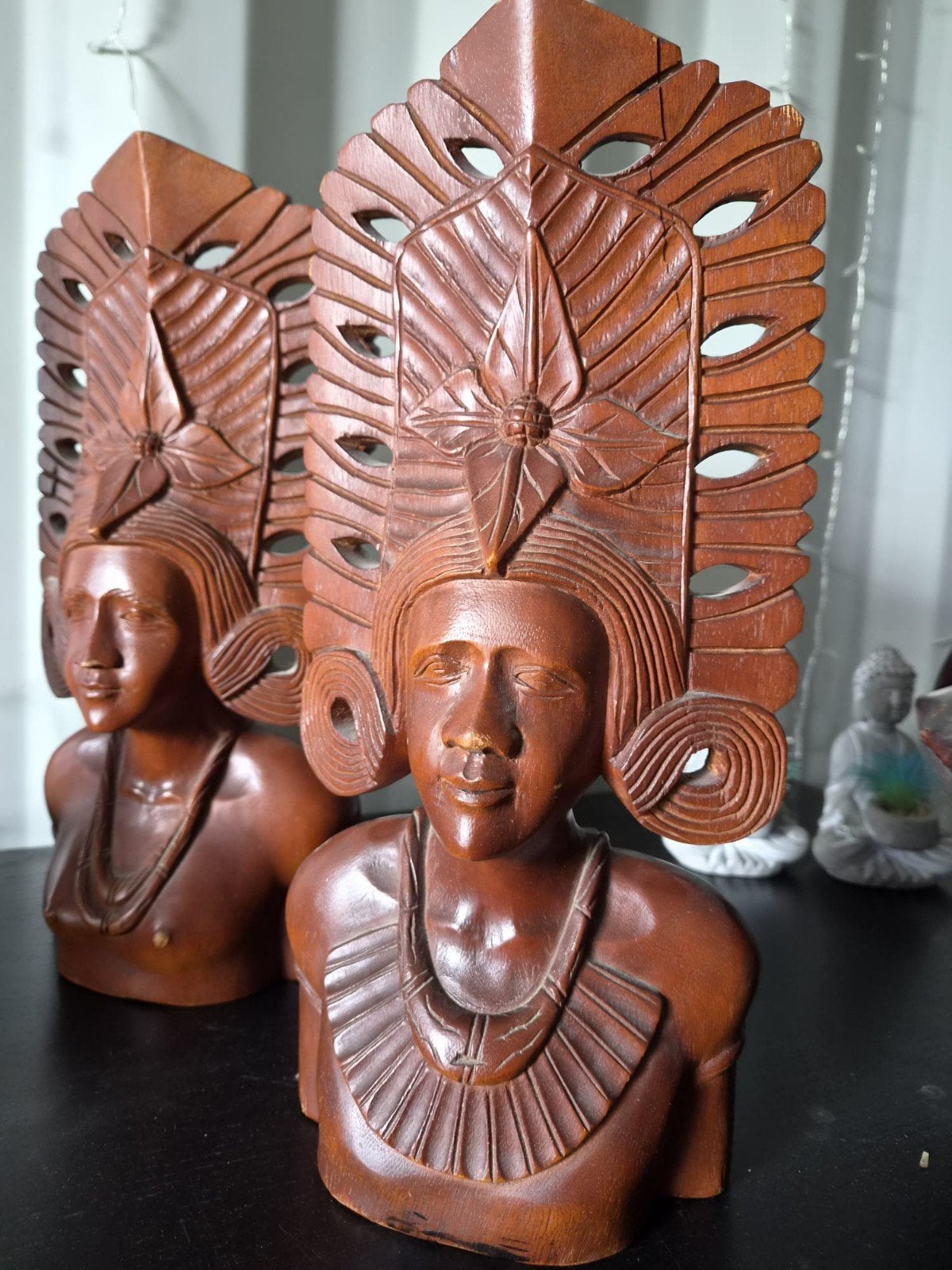 Twee handgesneden houten beelden - Afrikaanse stijl, Ophalen, Handgemaakt, Beeld, Hout