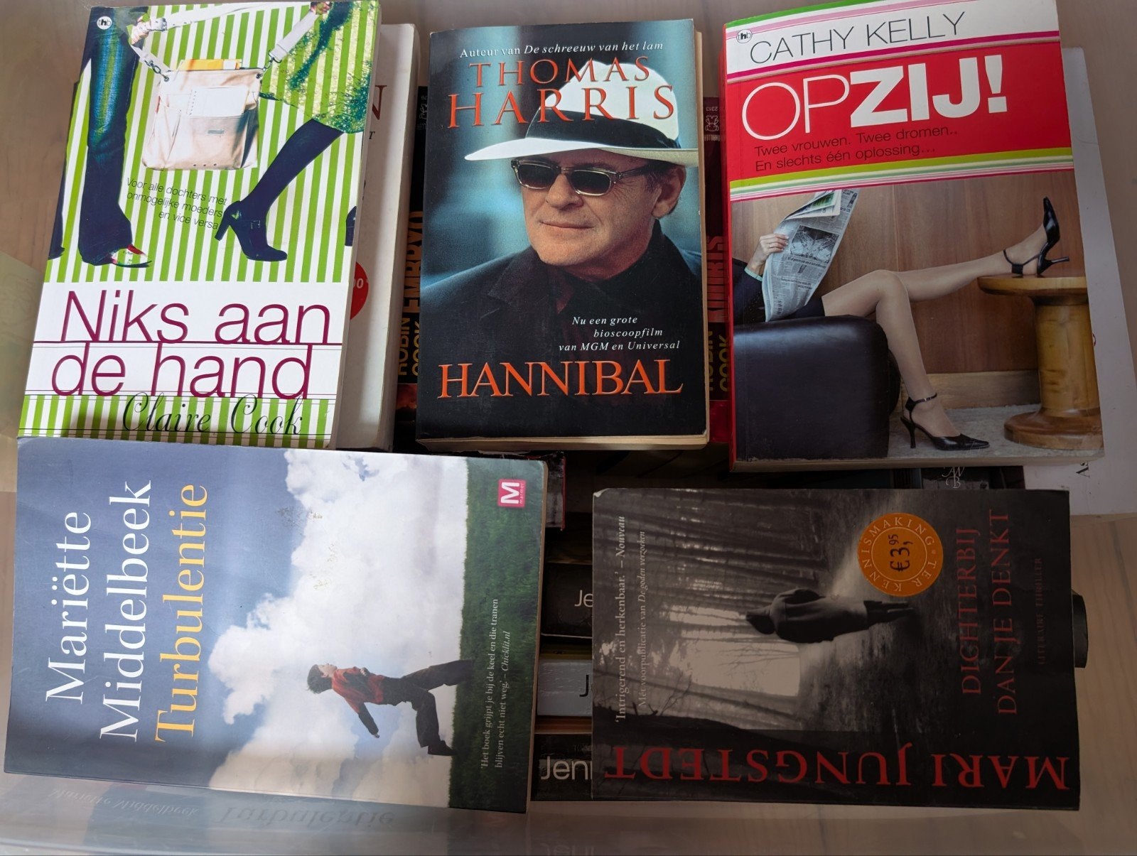 Grote collectie boeken: thrillers, romans, diverse auteurs, Ophalen of Verzenden, Gelezen, Diverse auteurs zoals Robin Cook, John Grisham, Jennifer Crusie