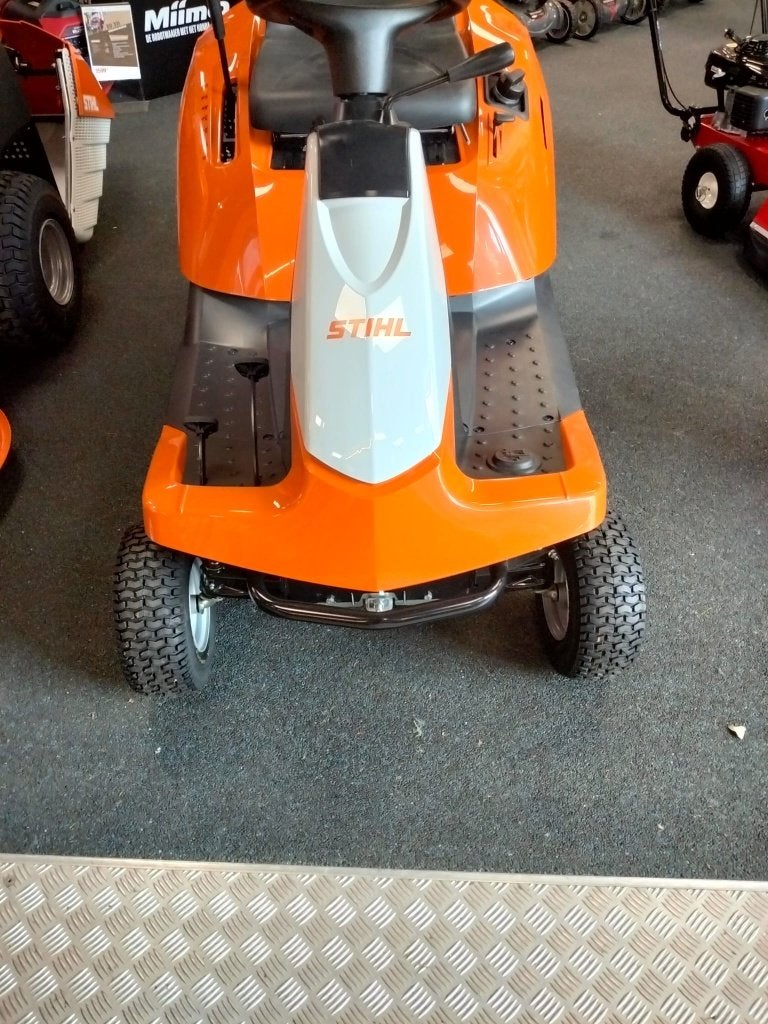 Stihl RT 4085 zitmaaier showroommodel, Tuin en Terras, Zitmaaiers, Ophalen, Stihl, Nieuw, Opvangbak