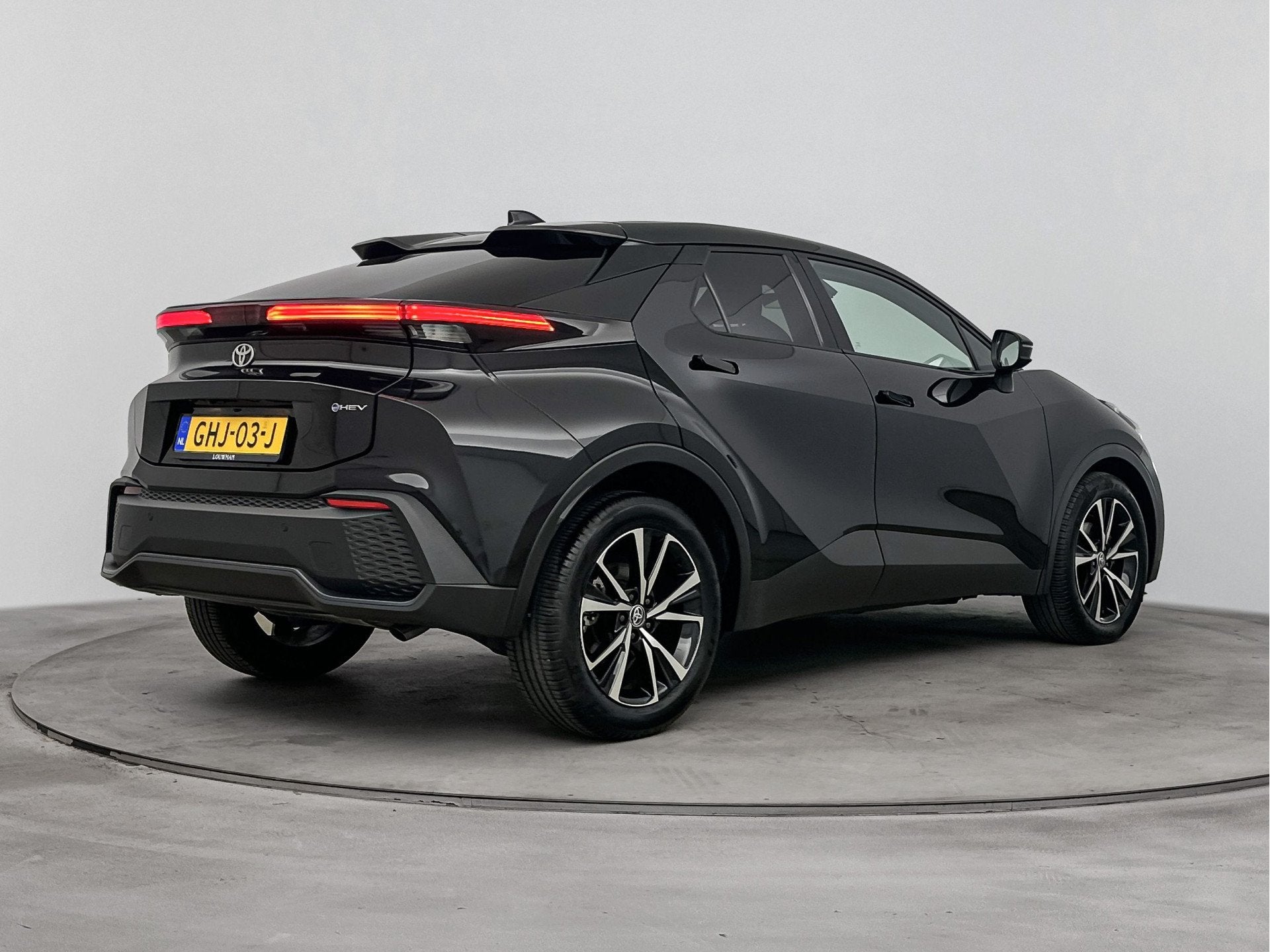 Toyota C-HR 1.8 Hybrid 140 Dynamic | Dealer Onderhouden | Do, Auto's, Stof, 4 cilinders, Bedrijf, Hybride Elektrisch/Benzine
