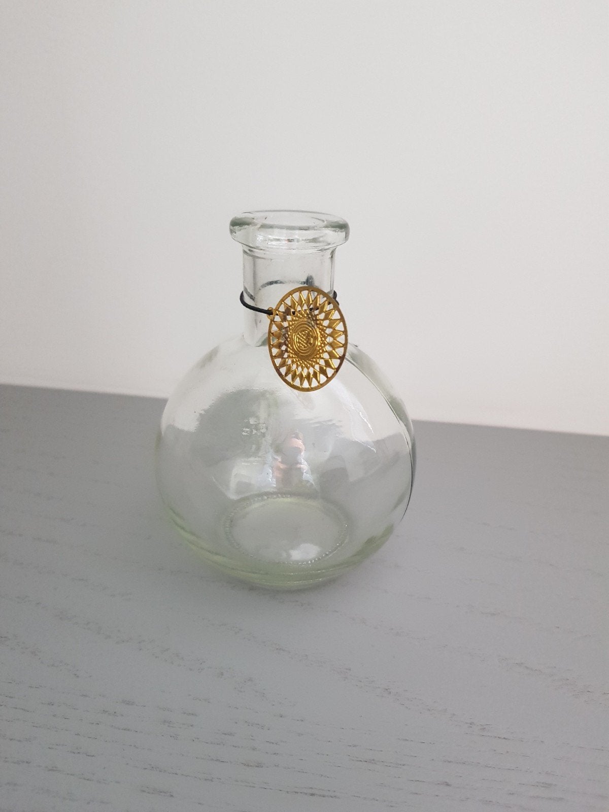Leuk vaasje, Huis en Inrichting, Woonaccessoires | Vazen, Transparant, Ophalen of Verzenden, Glas, 11 cm