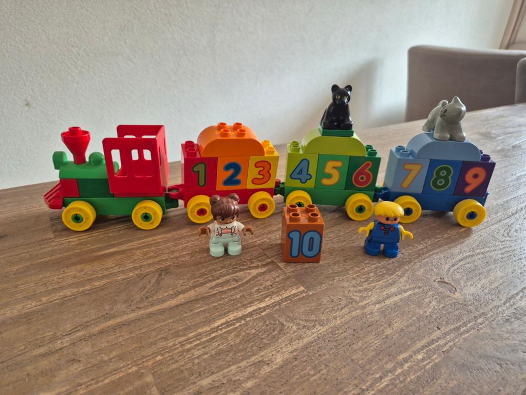 Duplo trein met cijfers en figuren, Gebruikt, Overige thema's, Ophalen of Verzenden, Inclusief minifiguren