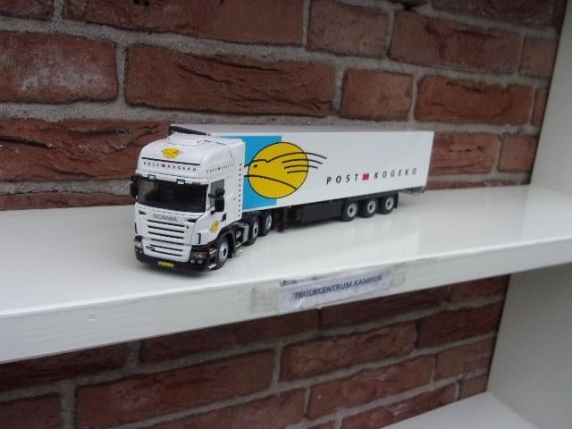 WSI  Scania  Topline  6 x 2  van  Post  Kogeko., Hobby en Vrije tijd, Modelauto's | 1:50, Ophalen of Verzenden, Nieuw, Bus of Vrachtwagen