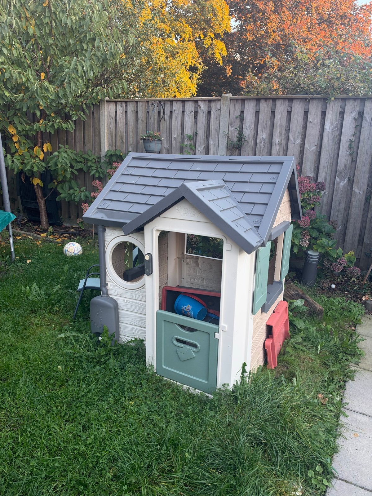 Smoby Garden Speelhuisje met regenwater opvang, Ophalen, Zo goed als nieuw, Kunststof