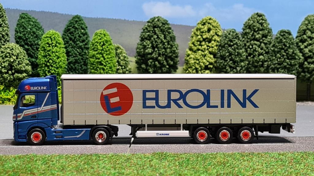 098 Herpa Eurolink Zweden Mercedes schuifzeilentrailer, Ophalen of Verzenden, Nieuw, Bus of Vrachtwagen, Herpa