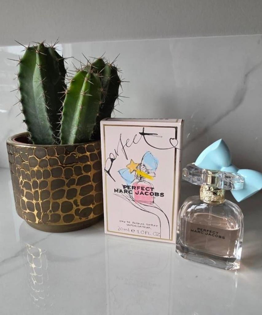 Marc Jacobs Perfect Eau de Parfum 30ml (70% vol), Sieraden, Tassen en Uiterlijk, Uiterlijk | Parfum, Ophalen of Verzenden