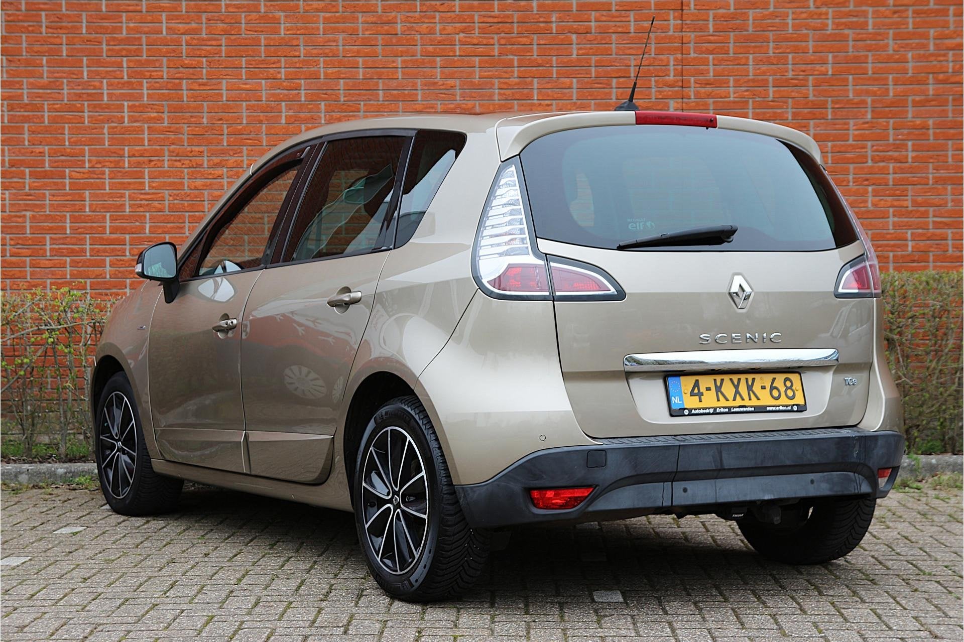 Renault Scénic 1.2 TCe 131pk Bose | NL-auto | Nieuwe APK! |, Auto's, Voorwielaandrijving, Euro 5, Gebruikt, 4 cilinders