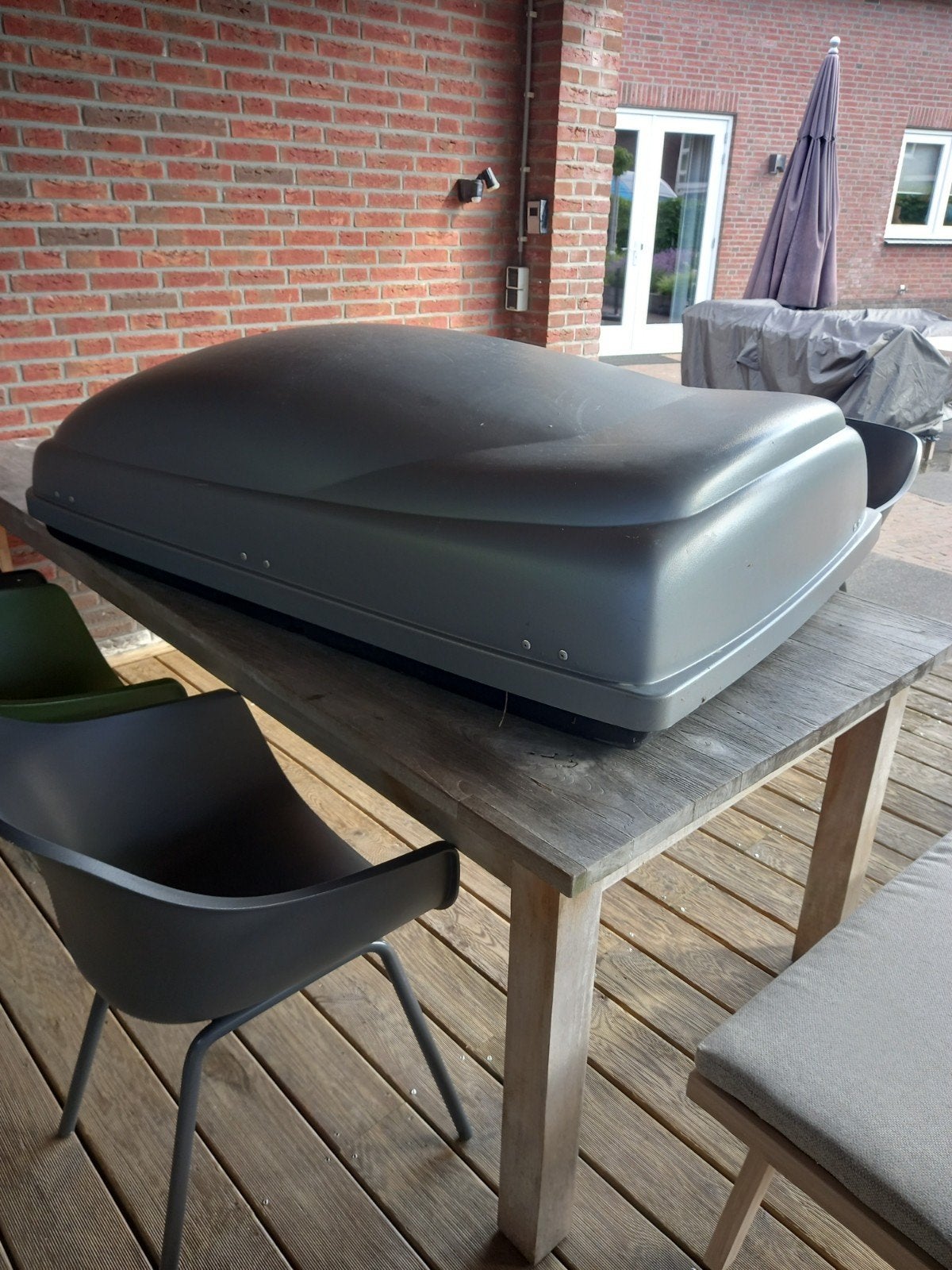 Dakkoffer grijs met bevestigingsmateriaal, Ophalen, Gebruikt