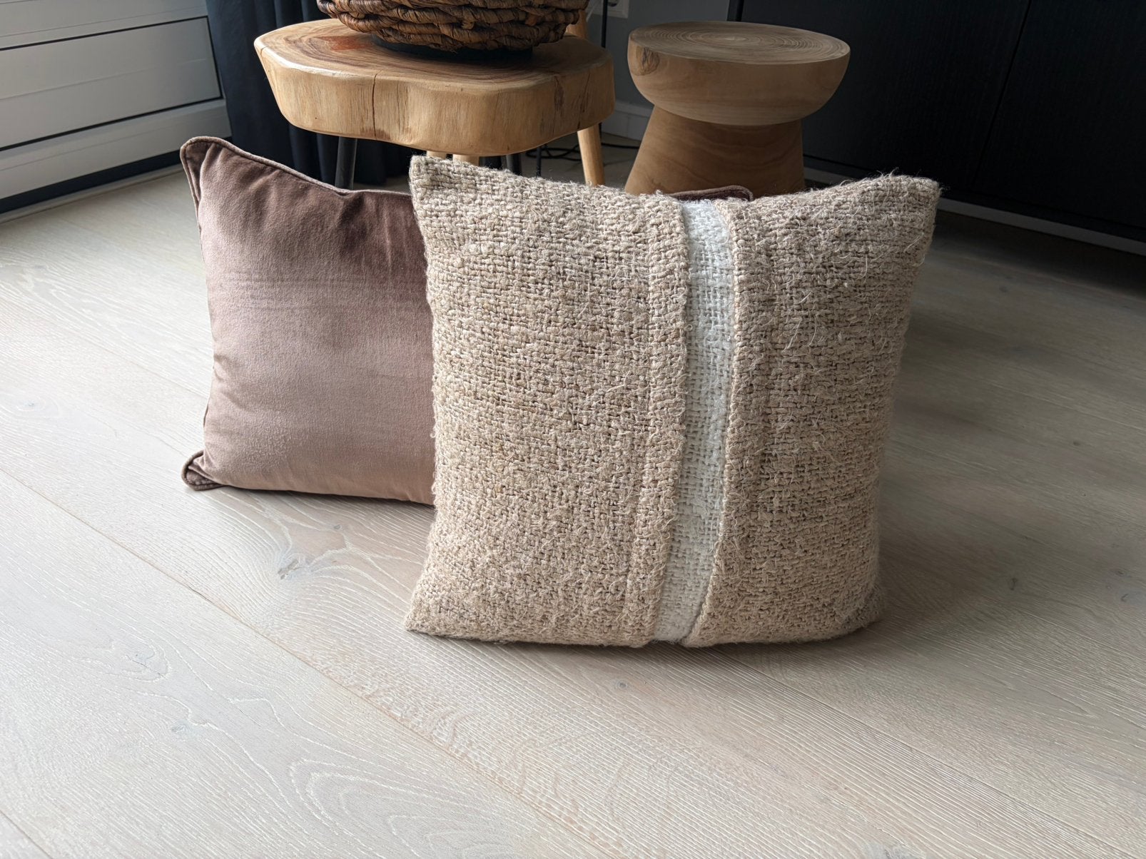 Set van 2 kussens, Gebruikt, Beige, Vierkant, Ophalen of Verzenden