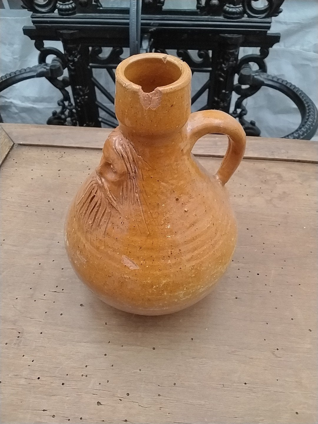 Antieke aardewerken kruik met baardman, 24 cm hoog, Ophalen of Verzenden