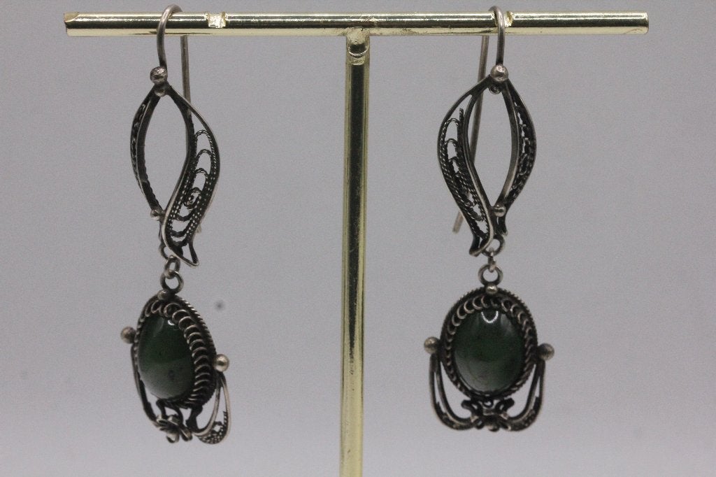 Vintage oorbellen met Siberische jade steen, Overige materialen, Hangers, Ophalen of Verzenden, Zo goed als nieuw