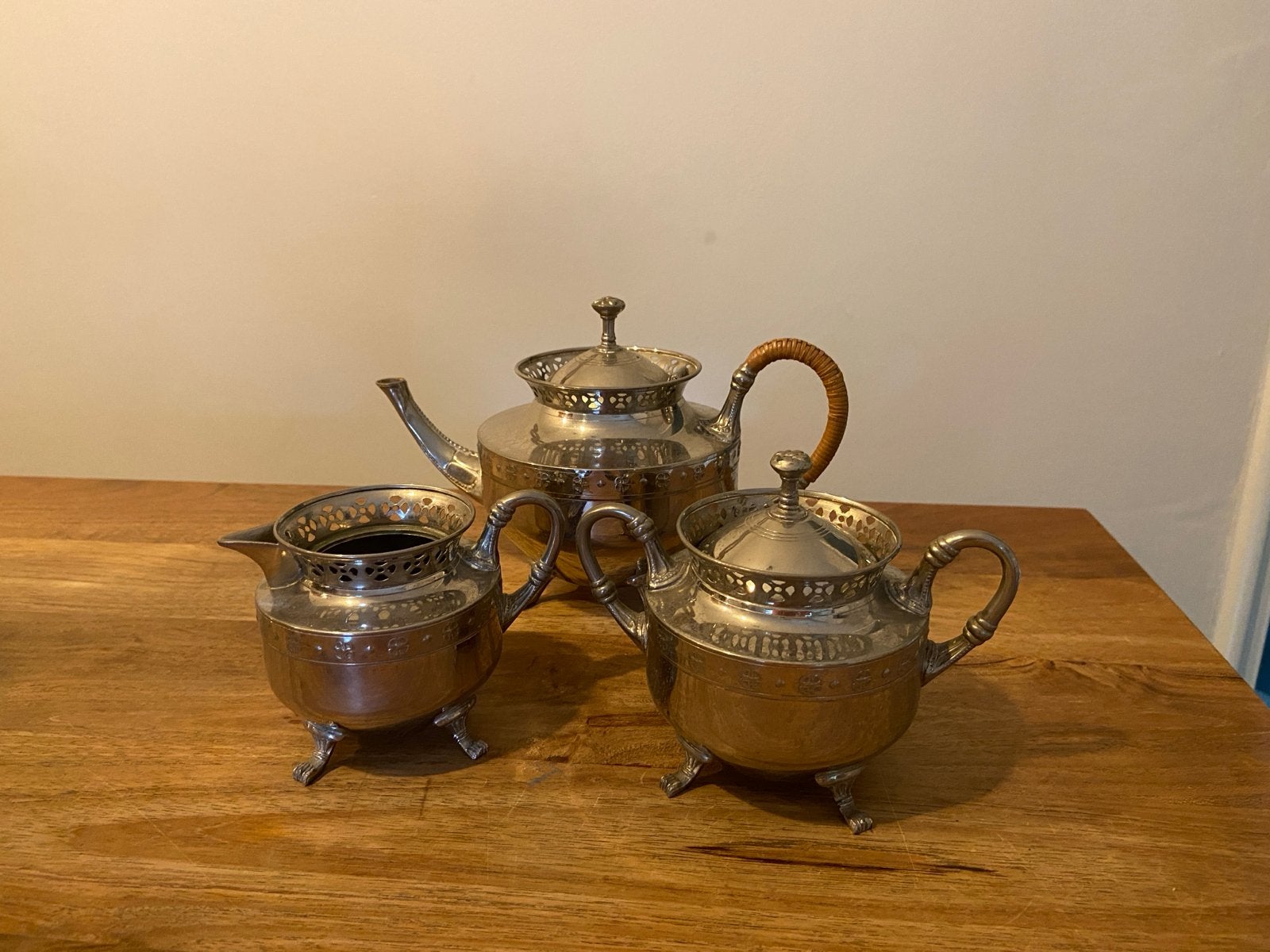 Verzilverd theeservies - Theepot, melkkan, suikerpotje, Ophalen of Verzenden