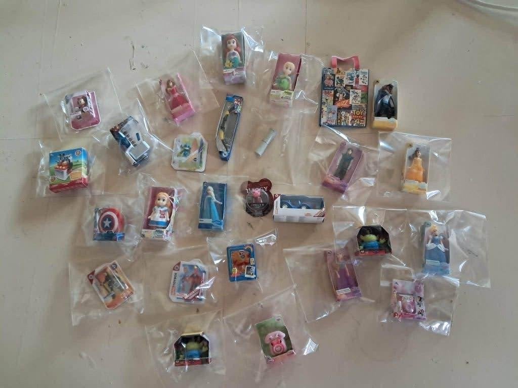 mini brands disney marvel netjes verpakt pst 0,75 of 17,50, Ophalen of Verzenden, Nieuw