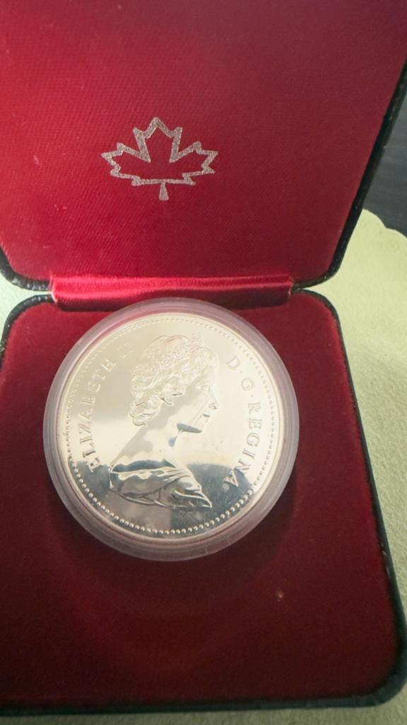 1980 silver dollar CANADA PROOF cased Polar Bear MINT, Verzenden, Zilver