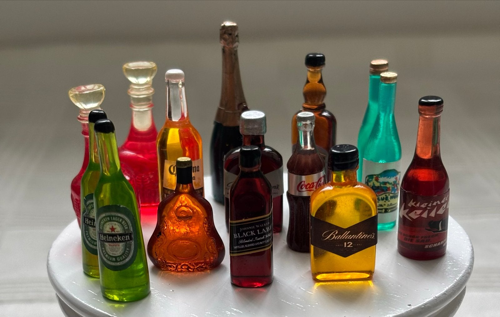 Miniatuur drankflessen - 1:12, Ophalen of Verzenden, Gebruikt, Poppenhuis