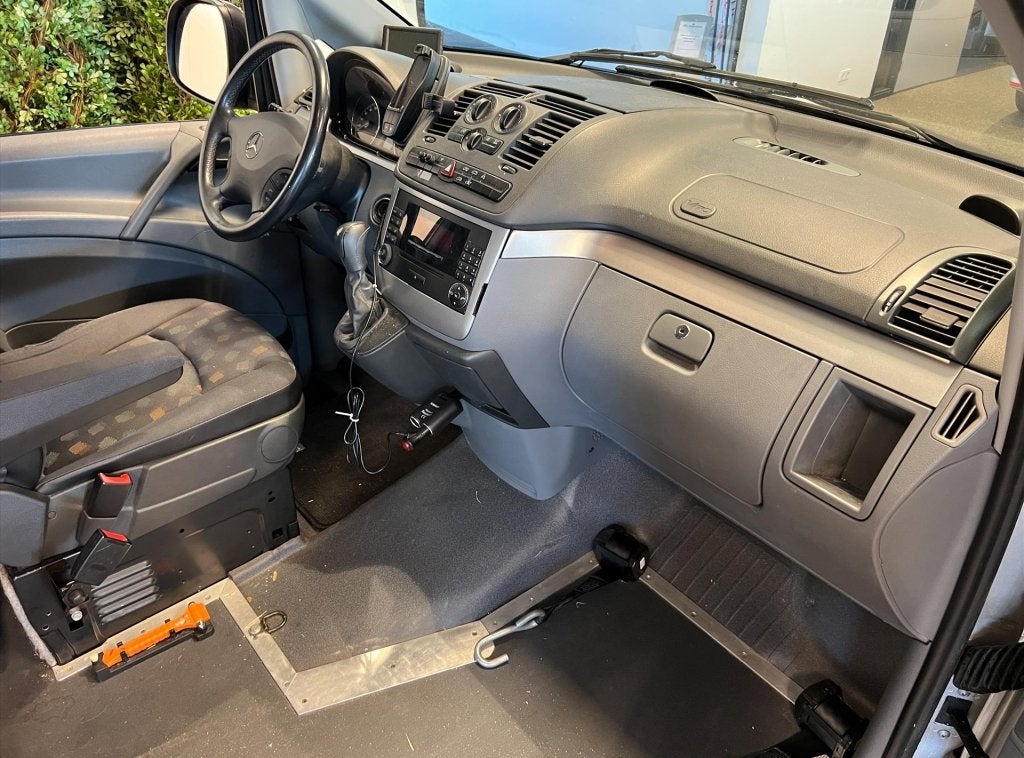 Mercedes-Benz Vito 2.1 CDI 111 AUT (bj 2008, automaat), Auto's, Mercedes-Benz, Automaat, Stof, Gebruikt, 116 pk