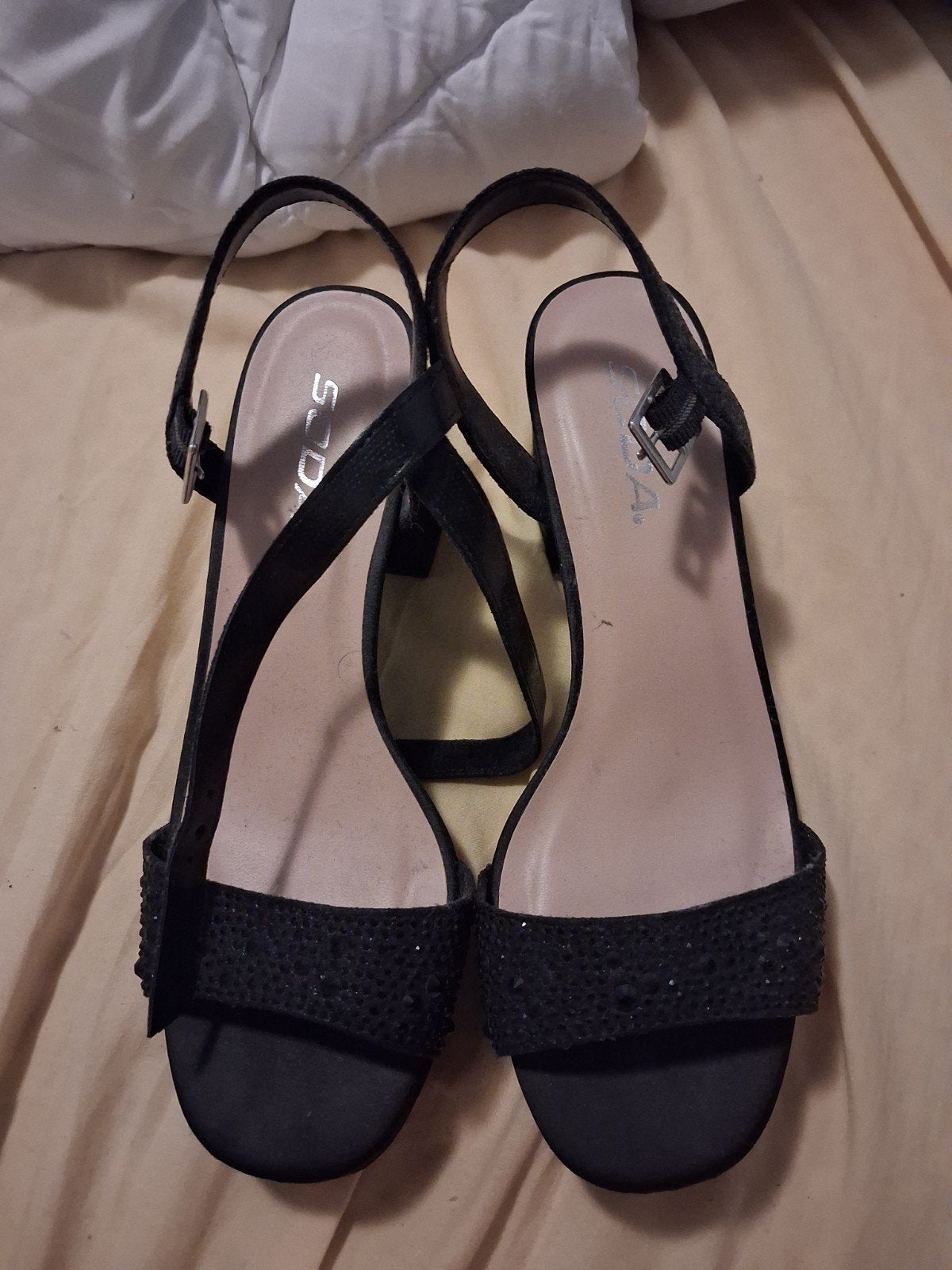 Zwarte sandalen met hak en glitter, maat 38, Kleding | Dames, Schoenen, Soda, Zwart, Gedragen, Sandalen of Muiltjes